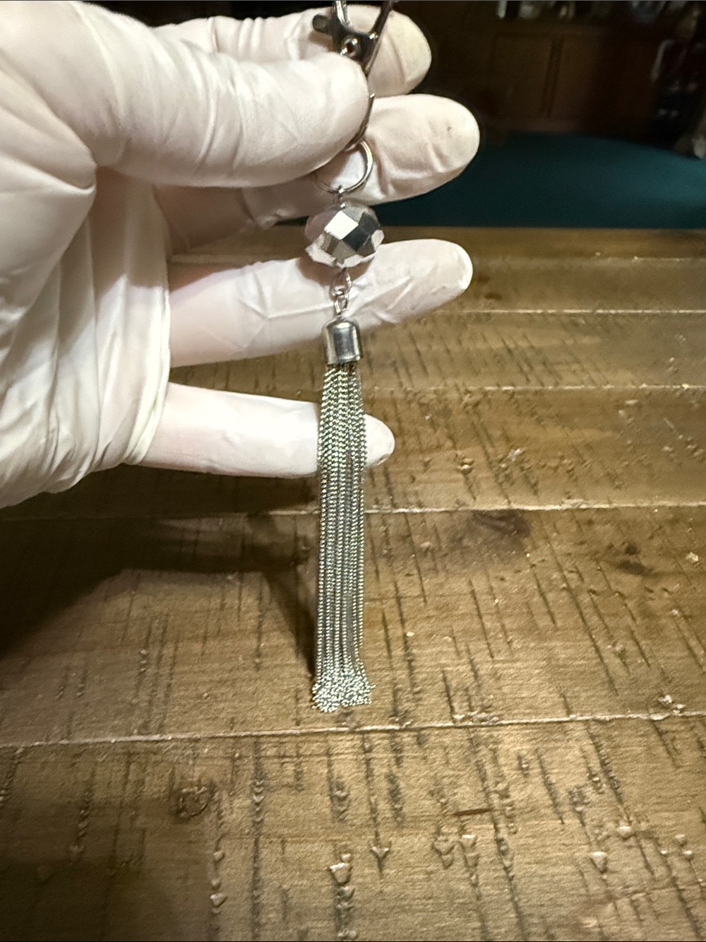 Silver Tassel Drop keychain – Elegant Silver Tone